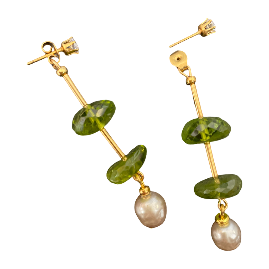 Peridot Pearl drop earrings