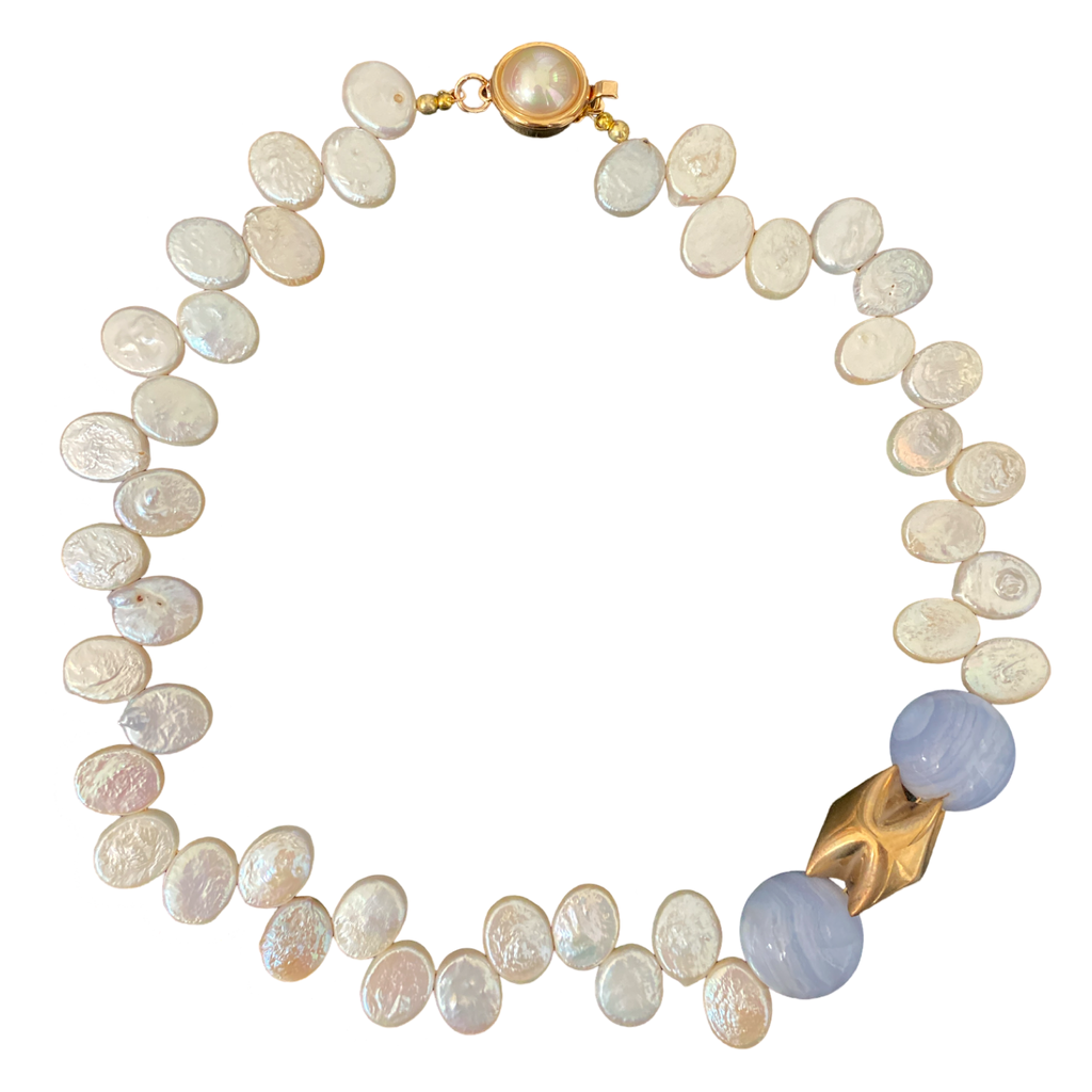 Blue lace Pearl necklace