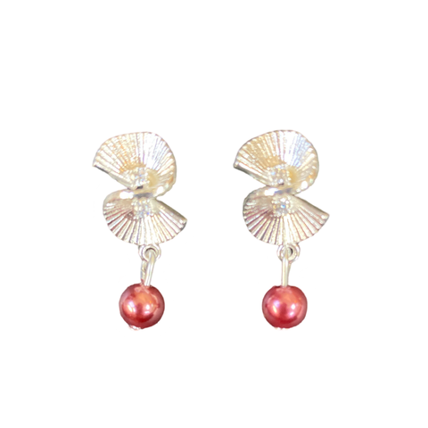 Silver fan pearl earrings